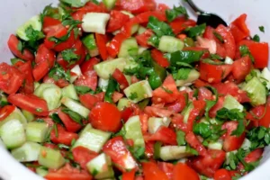 Turkish Salad Guide: Traditional & Pasta Salad Recipes 1 Turkish Chopped Salad
